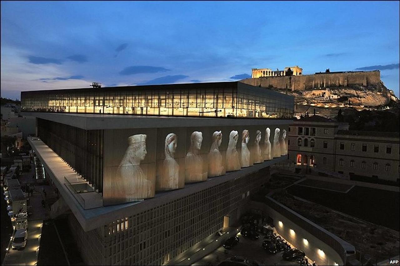Pale Coloured Apt In Athens Historic Centre المظهر الخارجي الصورة