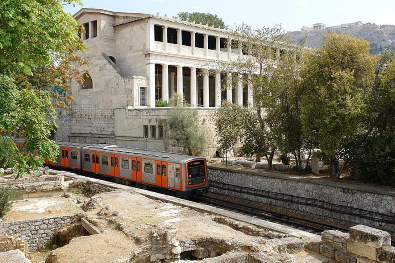 Pale Coloured Apt In Athens Historic Centre المظهر الخارجي الصورة