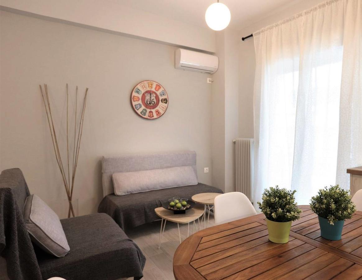 Pale Coloured Apt In Athens Historic Centre المظهر الخارجي الصورة