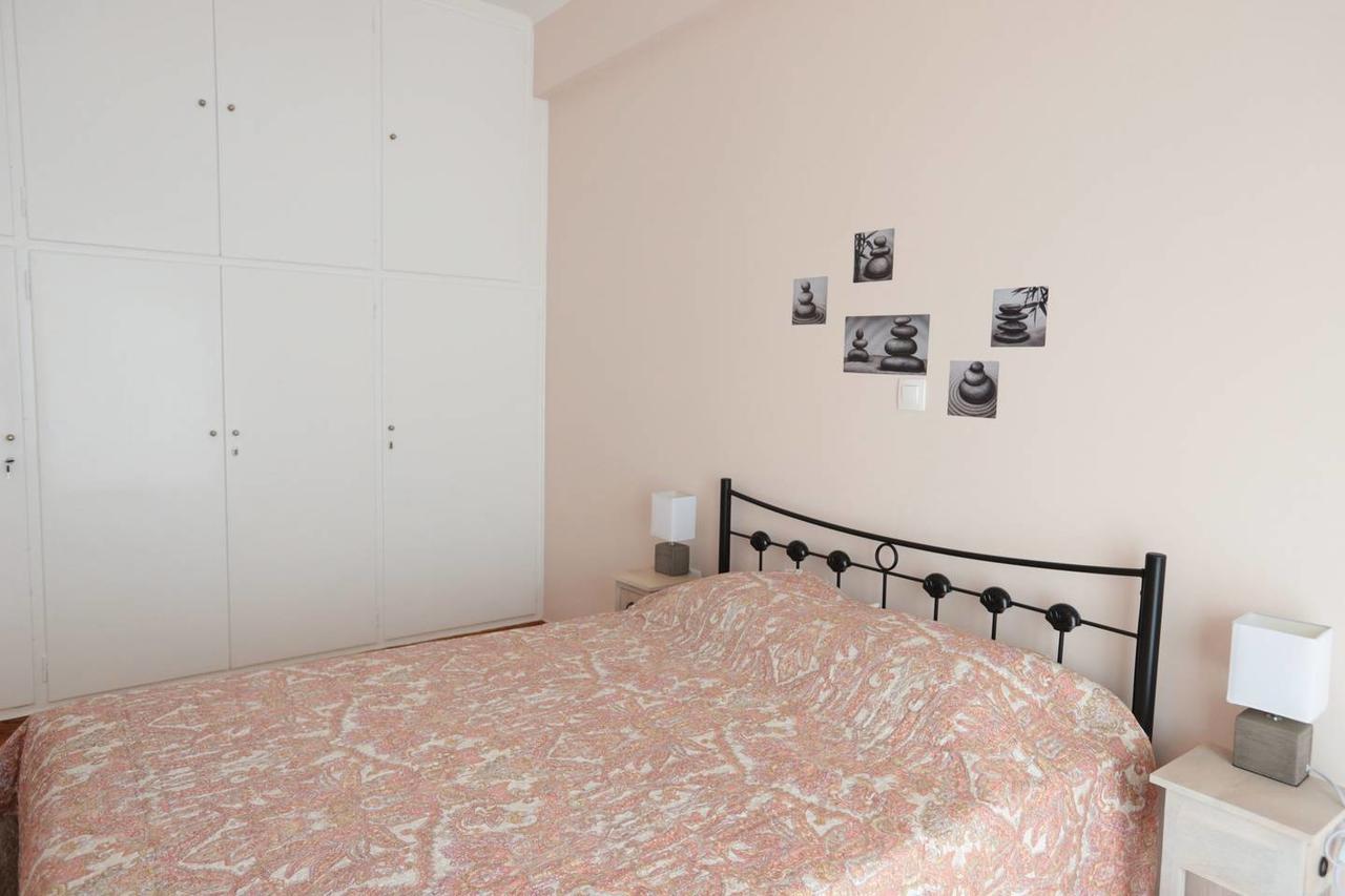 Pale Coloured Apt In Athens Historic Centre المظهر الخارجي الصورة