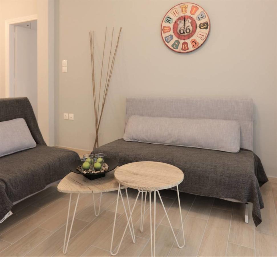 Pale Coloured Apt In Athens Historic Centre المظهر الخارجي الصورة