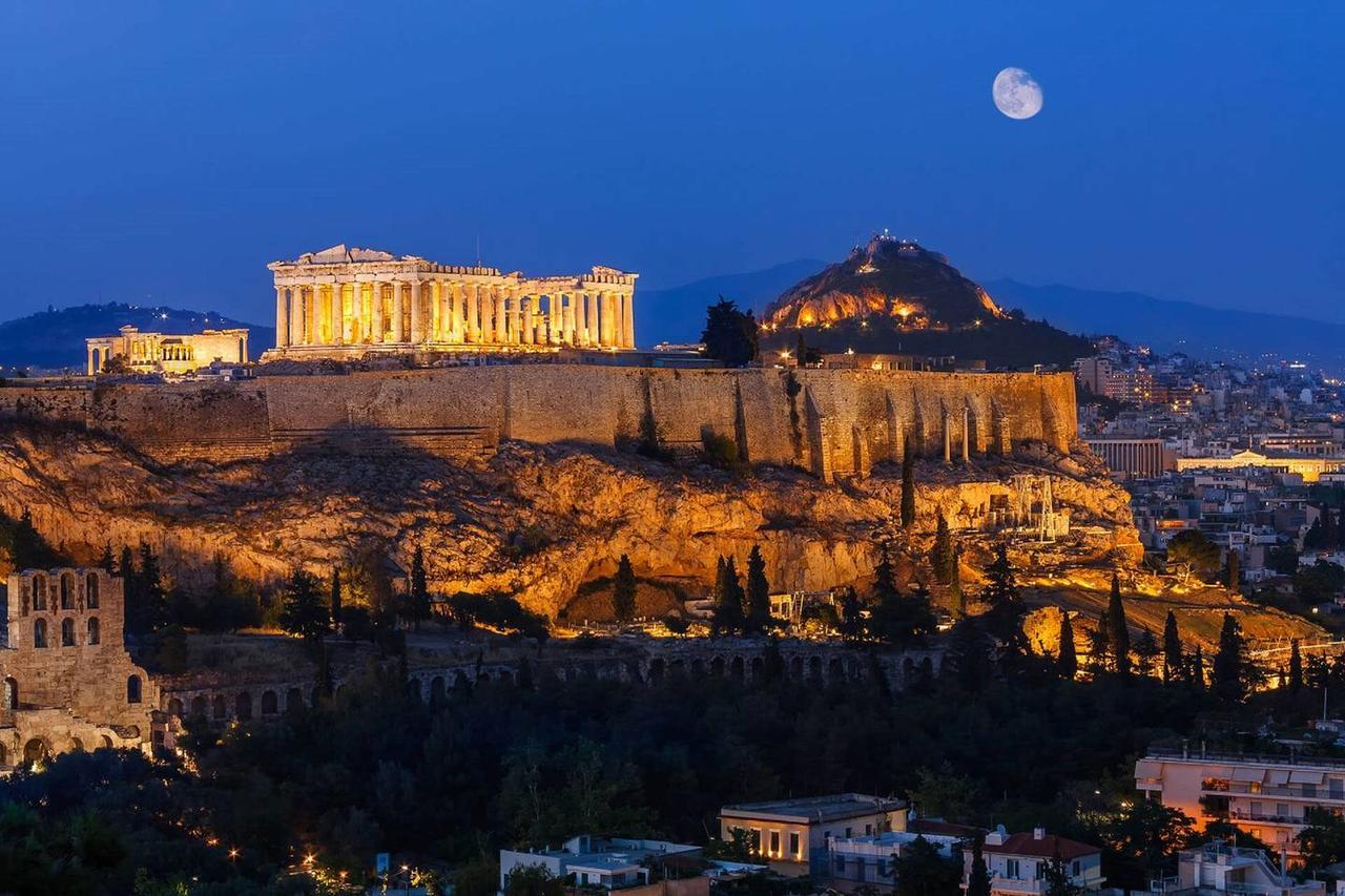 Pale Coloured Apt In Athens Historic Centre المظهر الخارجي الصورة